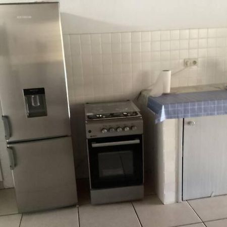 Appartement Dans Propriete Reposante Сен-Бенуа Экстерьер фото